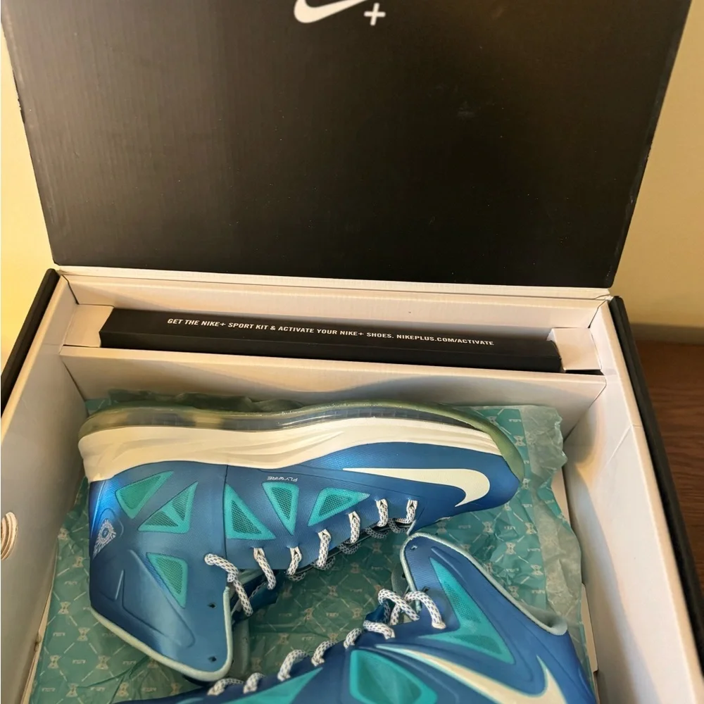 Nike LeBron X Blue Diamond Men’s 11 with Box - Picture 6 of 8